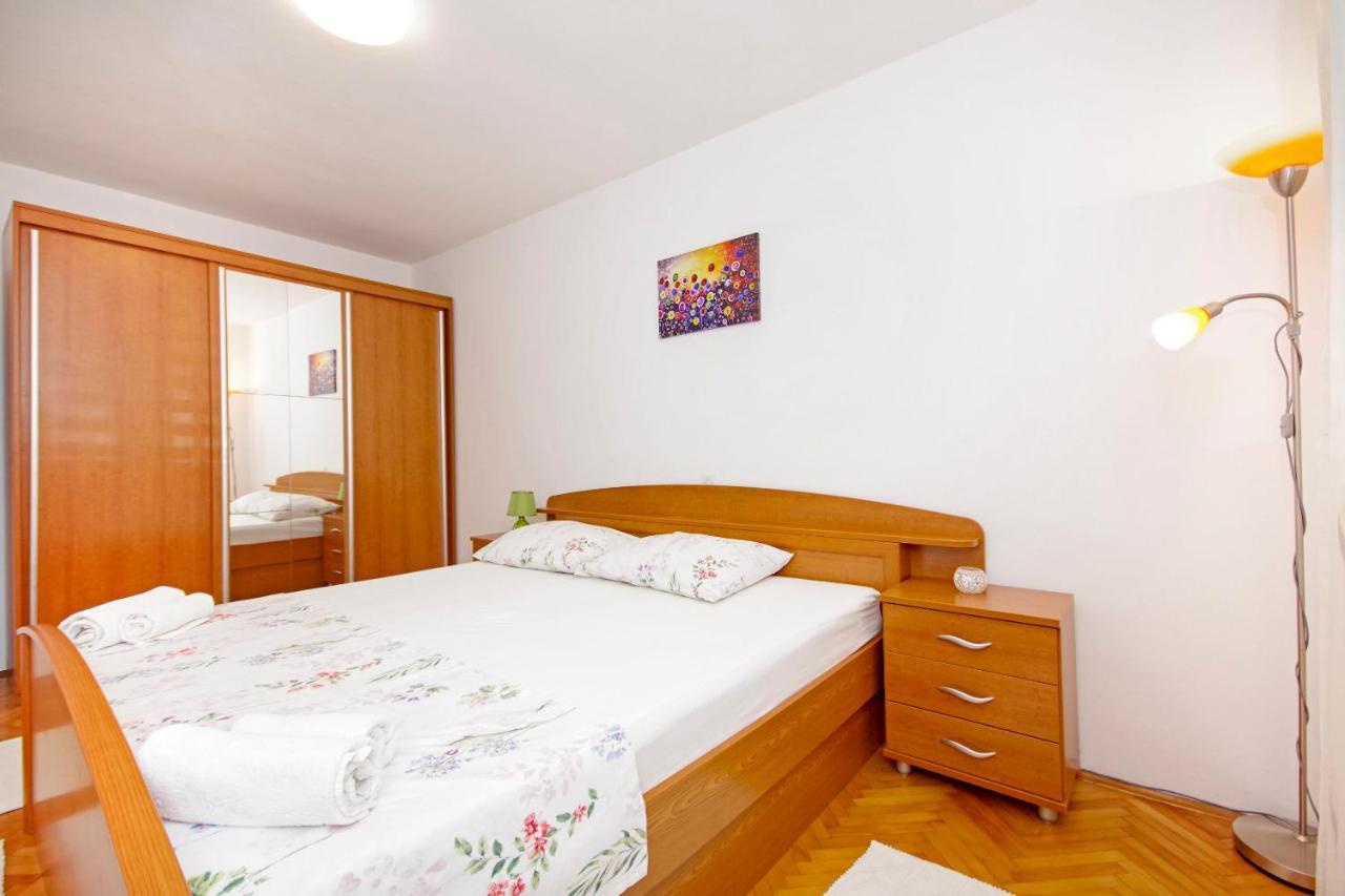 Apartment Danica Makarska Bagian luar foto