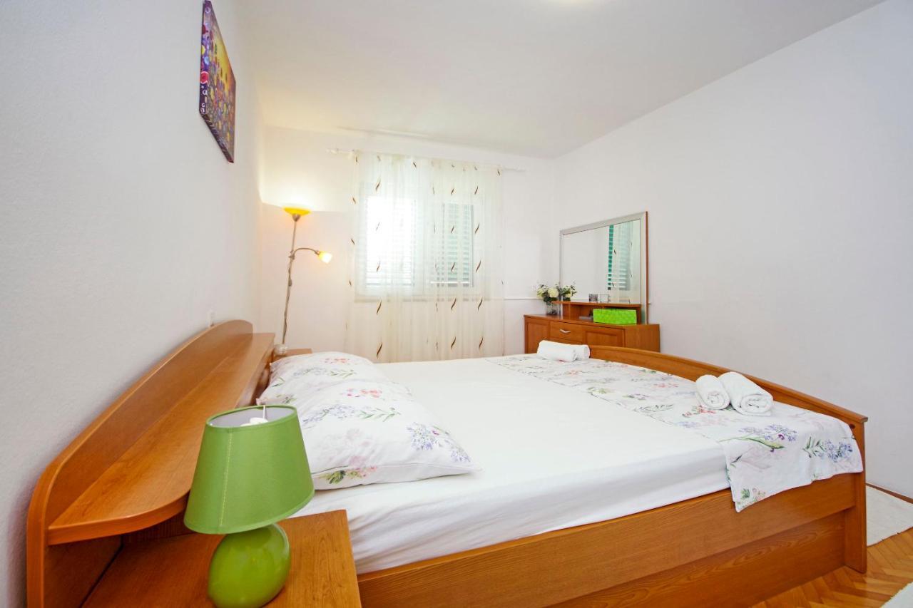 Apartment Danica Makarska Bagian luar foto