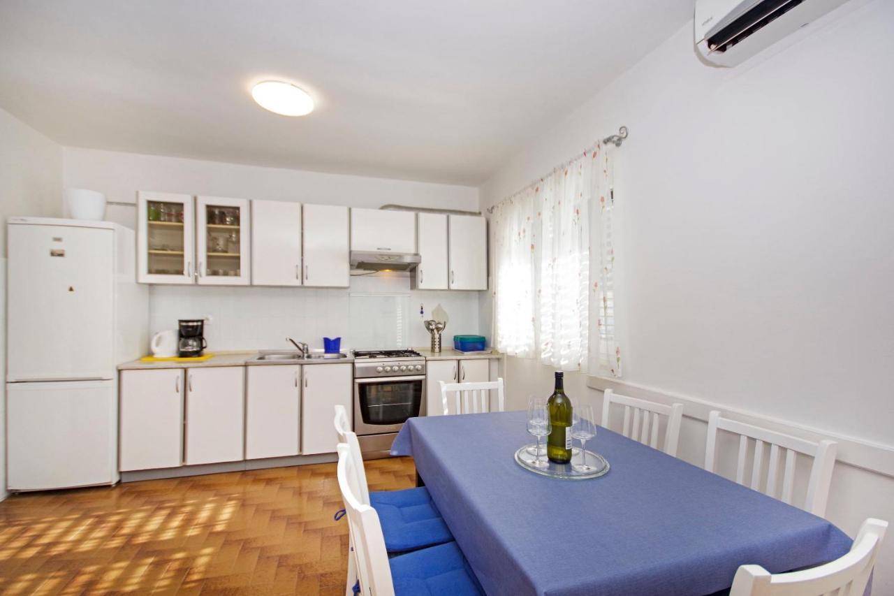 Apartment Danica Makarska Bagian luar foto